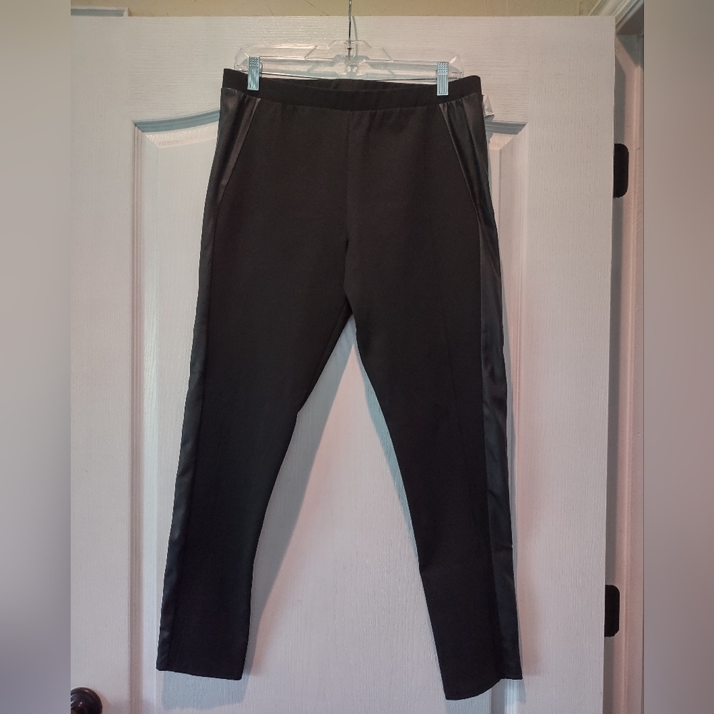 NWT BCBGeneration Black Leggings Size L